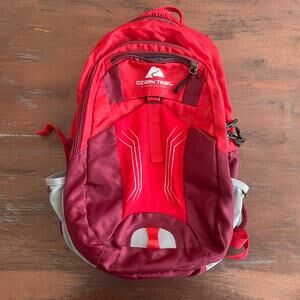 OZARK TRAIL Still Water Day Pack Backpack in Red